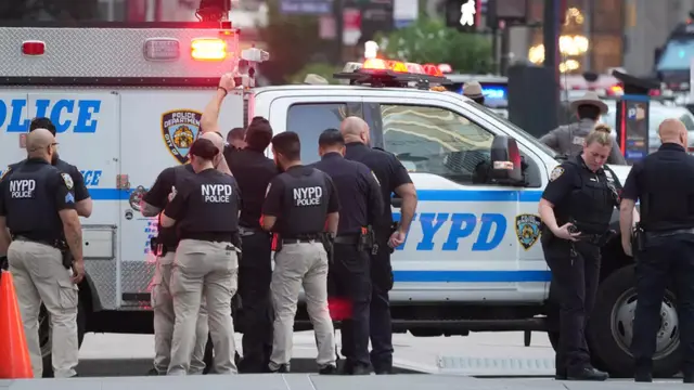 Penembakan Tragis di Manhattan, New York: Empat Orang Tewas Termasuk Polisi