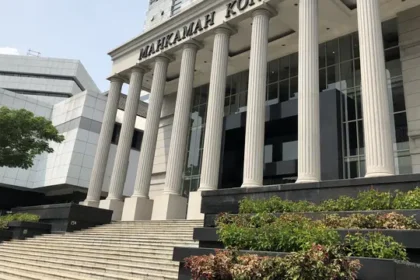 MK Larang Wamen Rangkap Jabatan: Harus Fokus Urus Kementerian
