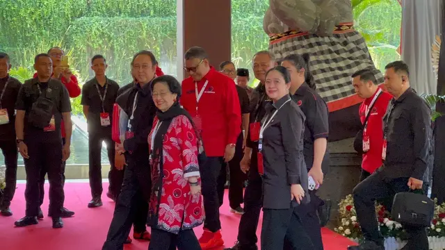 Senyum Megawati Warnai Hari Kedua Kongres VI PDIP di Bali